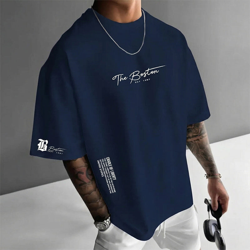 Essential | Camiseta urbana oversize con estampado gráfico