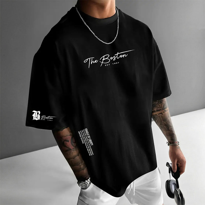 Essential | Camiseta urbana oversize con estampado gráfico