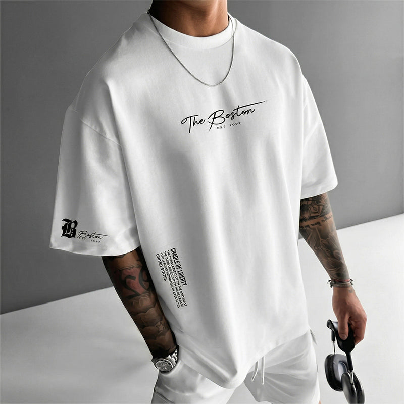Essential | Camiseta urbana oversize con estampado gráfico